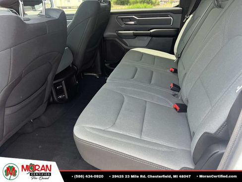 Used 2022 RAM 1500 Big Horn AWD/4WD image 12