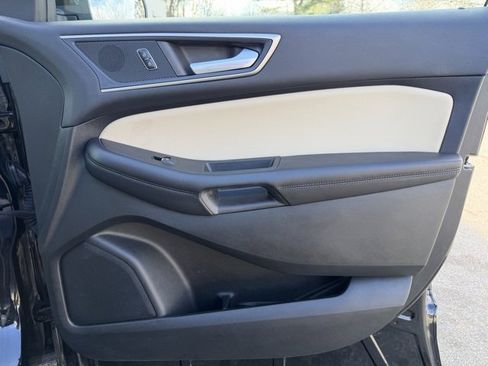 Used 2023 Ford Edge SEL w/ Convenience Package image 44