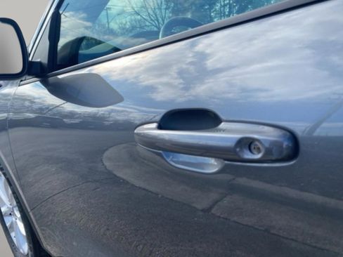 Used 2022 Ford Escape SE w/ Convenience Package image 12