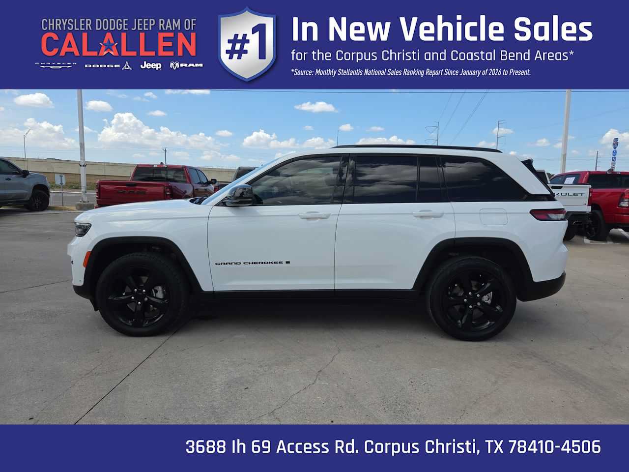 Used 2023 Jeep Grand Cherokee Limited w/ Luxury Tech Group II AWD/4WD image 11