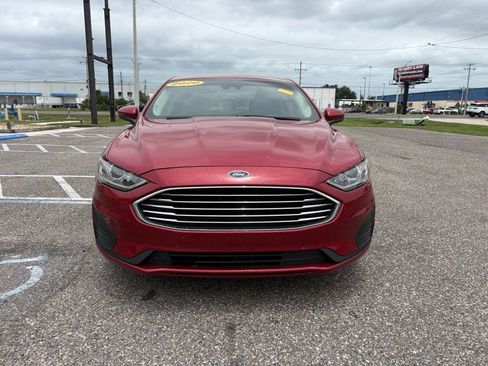 Used 2020 Ford Fusion SE FWD image 8