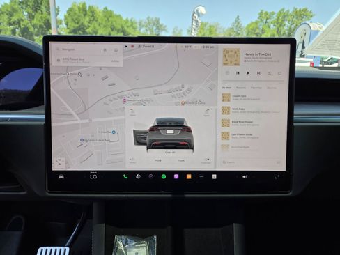 Used 2025 Tesla Model X AWD/4WD image 25