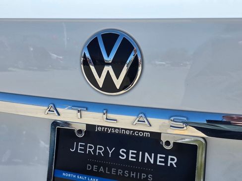 Used 2022 Volkswagen Atlas SE AWD/4WD image 14