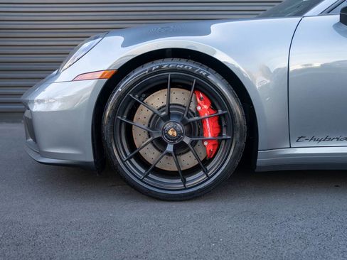 New 2026 Porsche 911 Carrera GTS RWD image 6
