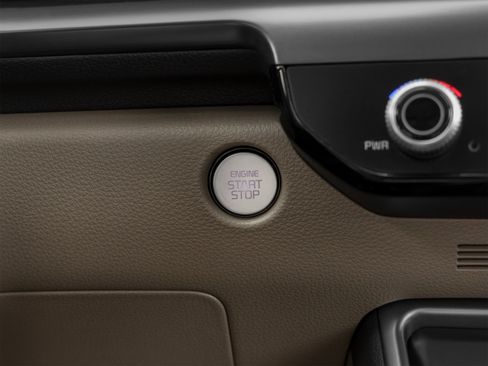 Certified 2025 Kia Carnival FWD image 47