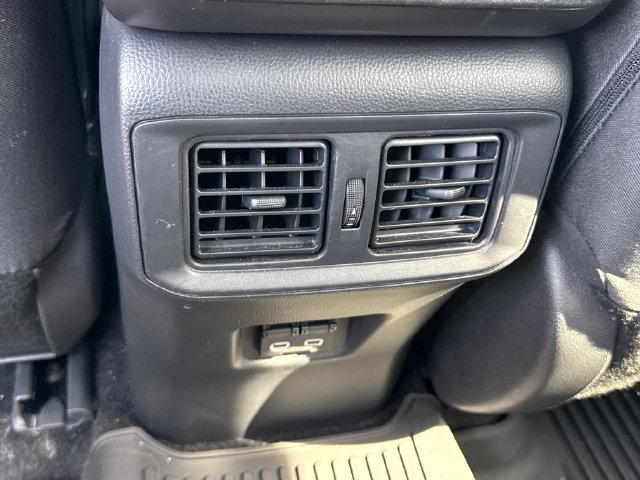 Used 2025 Toyota RAV4 XLE w/ Convenience Package AWD/4WD image 19