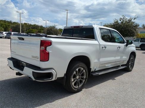 Used 2023 Chevrolet Silverado 1500 High Country w/ Z71 Off-Road Package image 4