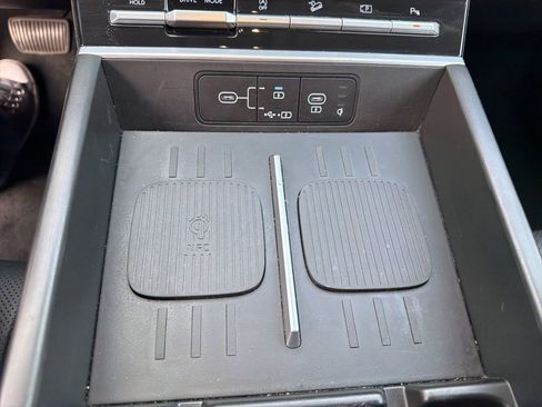 Used 2025 Hyundai Santa Fe SEL image 16