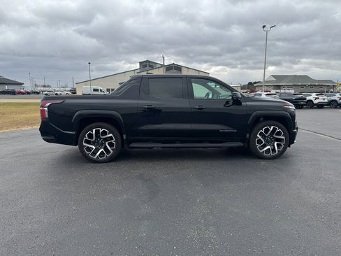 Used 2024 Chevrolet Silverado EV RST image 6