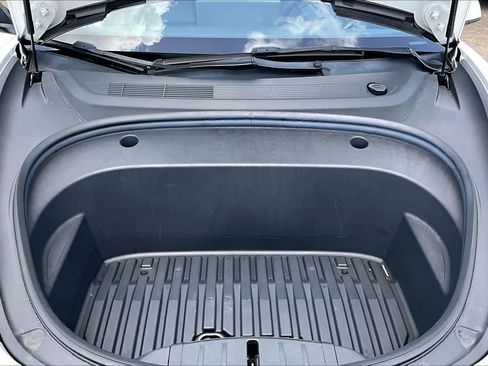 Used 2022 Tesla Model 3 Standard Range RWD image 29
