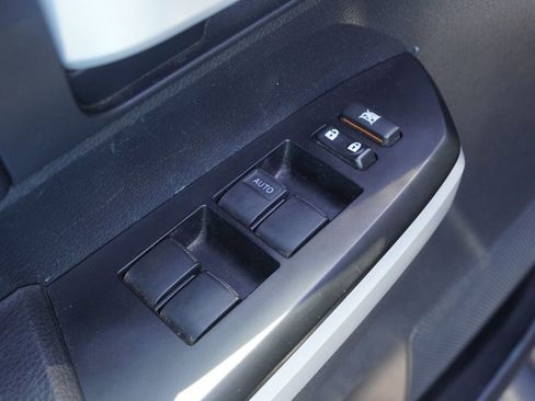 Used 2015 Toyota Tundra SR5 image 13