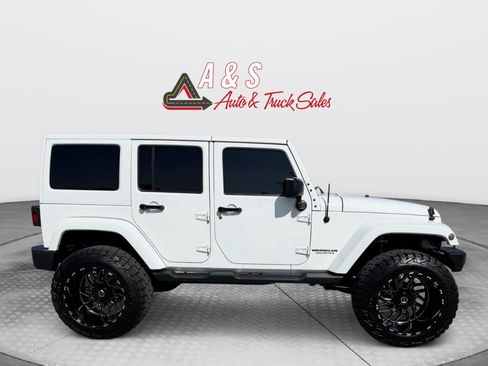 Used 2014 Jeep Wrangler Unlimited Sport w/ Quick Order Package 24S AWD/4WD image 4