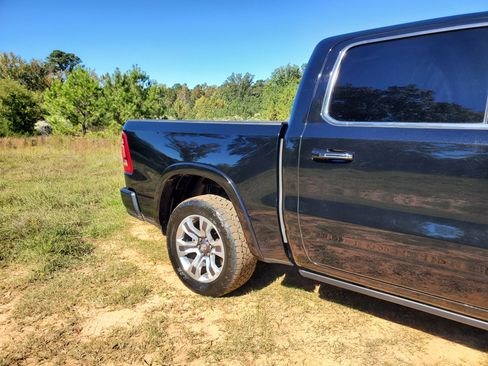 Used 2020 RAM 1500 Limited image 13