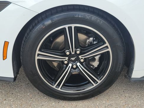 Used 2024 Ford Mustang Premium RWD image 8
