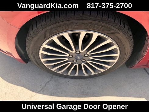 Used 2017 Ford Fusion Titanium FWD image 8