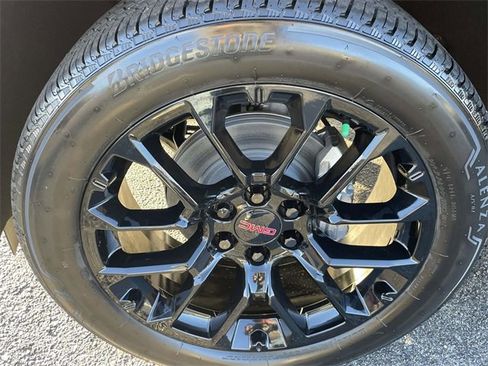 New 2026 GMC Yukon XL Elevation w/ Elevation Premium Package image 6