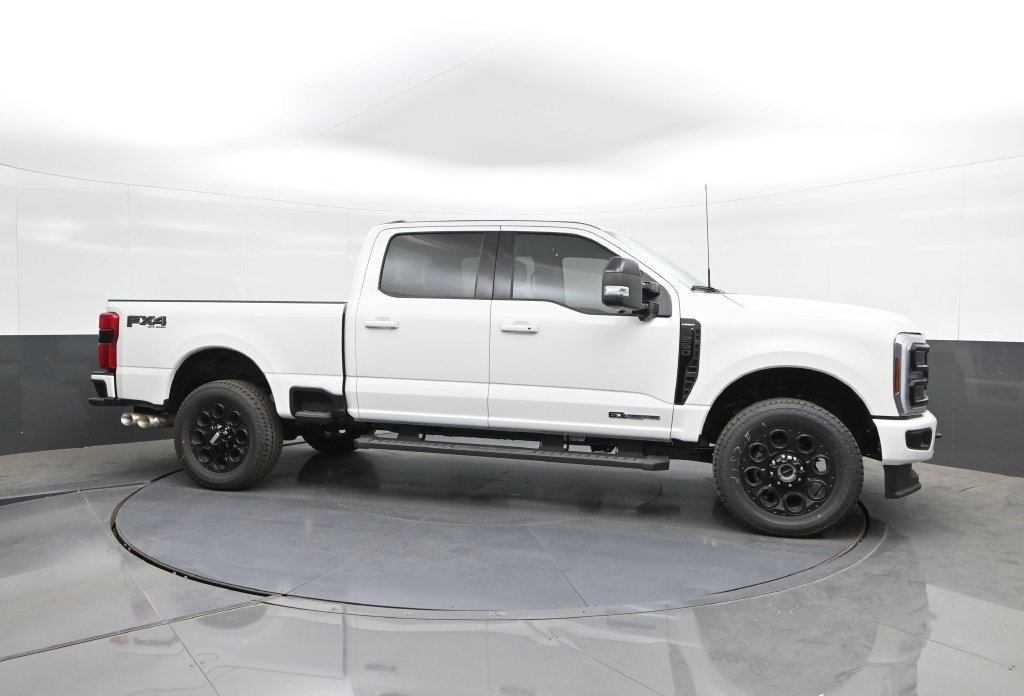 New 2026 Ford F250 Lariat w/ Black Appearance Package AWD/4WD image 25