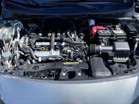 Used 2025 Nissan Versa SV FWD image 10