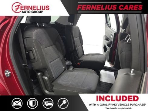 Used 2020 Chevrolet Traverse LT w/ Driver Confidence II Package AWD/4WD image 21