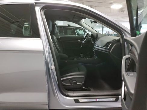 Used 2023 Audi Q5 2.0T Premium w/ Convenience Package AWD/4WD image 26
