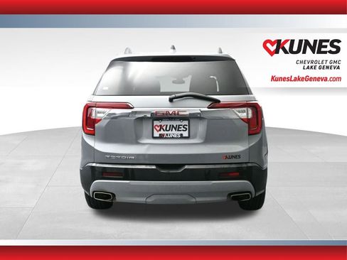 Used 2023 GMC Acadia SLT image 10