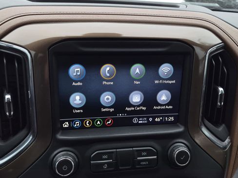 Used 2021 Chevrolet Silverado 2500 High Country w/ Z71 Off-Road Package image 27