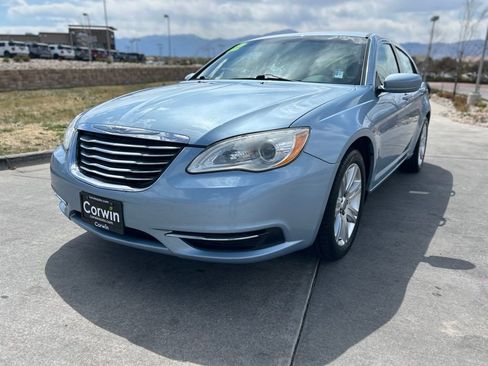 Used 2012 Chrysler 200 Touring w/ Sun/Sound Group image 3