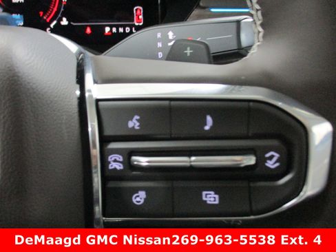 New 2026 GMC Acadia Denali w/ Super Cruise Package image 29