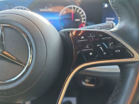 Used 2024 Mercedes-Benz GLE 450e GLE 450e image 23