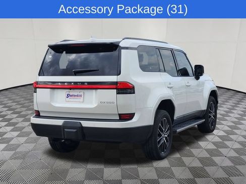 Used 2025 Lexus GX 550 AWD/4WD image 4
