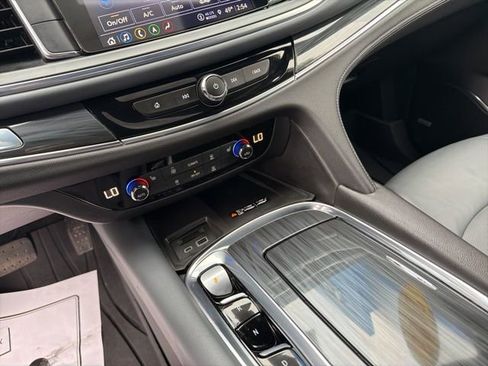 Used 2023 Buick Enclave Essence w/ Experience Buick Package image 31