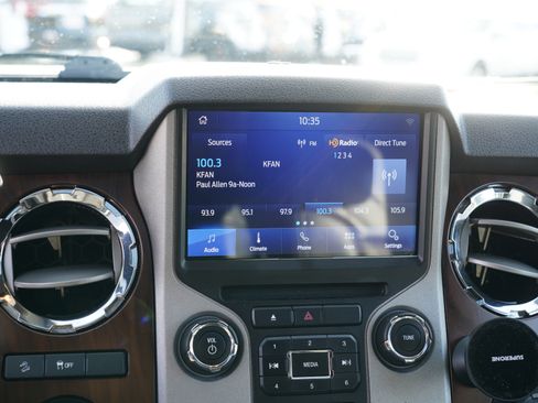 Used 2014 Ford F350 Lariat w/ Lariat Ultimate Package image 25