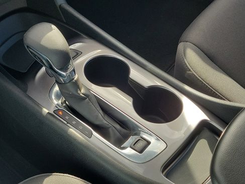 Used 2023 Chevrolet Malibu LS image 28