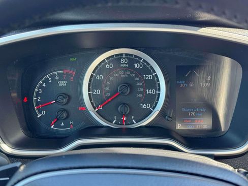 Used 2021 Toyota Corolla SE image 24