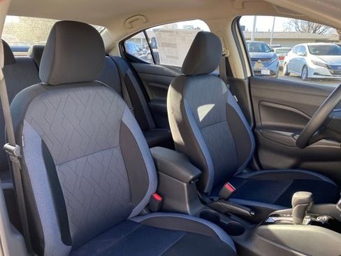 New 2025 Nissan Versa SV image 9