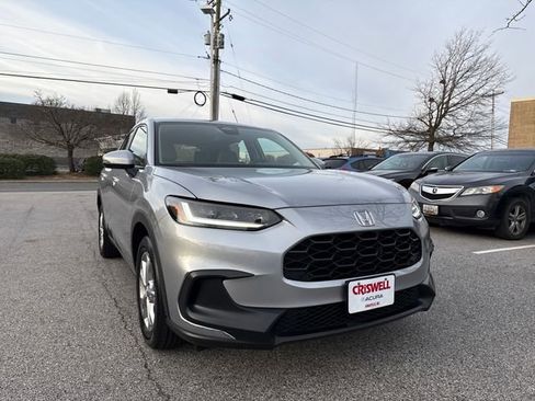 Used 2023 Honda HR-V LX image 7