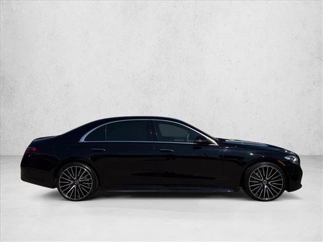Used 2022 Mercedes-Benz S 580 4MATIC Sedan image 4