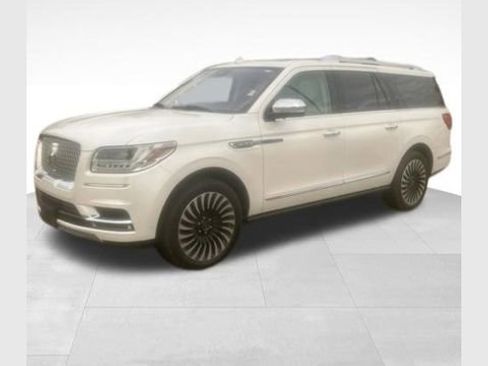 Used 2019 Lincoln Navigator L Black Label w/ Cargo Package AWD/4WD image 1