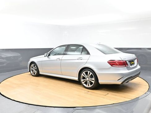 Used 2016 Mercedes-Benz E 350 4MATIC Sedan image 6