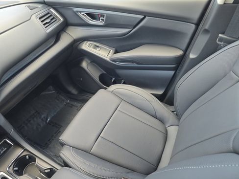 New 2025 Subaru Ascent Limited w/ Popular Package #2 image 14