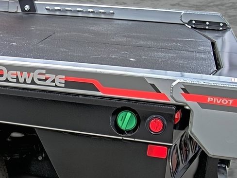 Used 2024 GMC Sierra 3500 SLE w/ SLE Convenience Package image 10