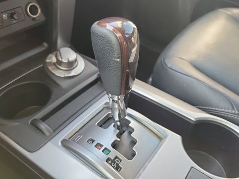 Used 2020 Toyota 4Runner Limited image 28