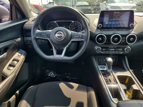 Used 2025 Nissan Sentra SV w/ All-Weather Package FWD image 10