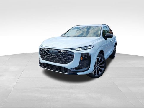 New 2026 Audi Q3 quattro 2.0T AWD/4WD image 3