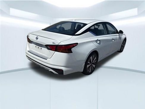 Used 2021 Nissan Altima 2.5 SL FWD image 6