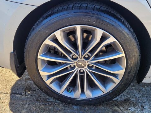 Used 2016 Hyundai Genesis 3.8 w/ Option Group 02 image 19