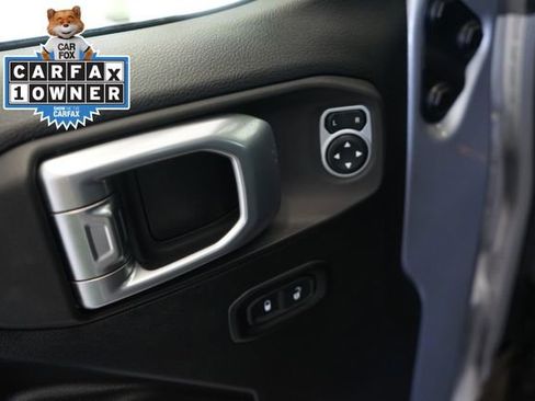 Used 2020 Jeep Wrangler Unlimited Sport S AWD/4WD image 18