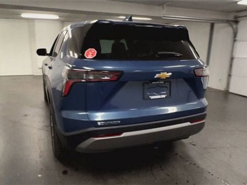 New 2026 Chevrolet Equinox LT w/ Convenience Package II image 7
