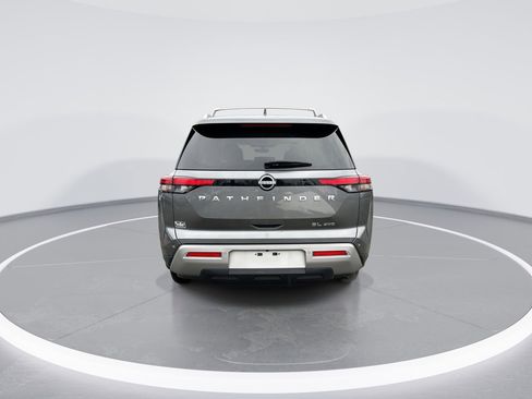 Used 2024 Nissan Pathfinder SL image 7