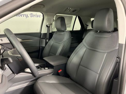New 2026 Ford Explorer Active w/ Active Comfort Package RWD image 14